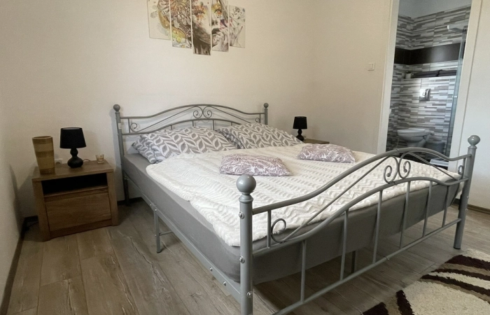 Fullhouse Apartmanház